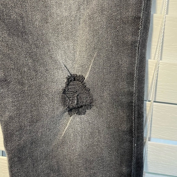 RE/DONE High-Rise Ankle Cropped Jeans size 26 - Picture 10 of 15